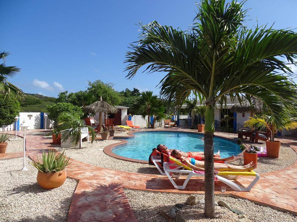 Hacienda Wayaca Apartments Ораниестад Екстериор снимка