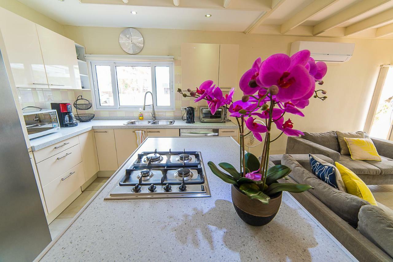 Hacienda Wayaca Apartments Ораниестад Екстериор снимка