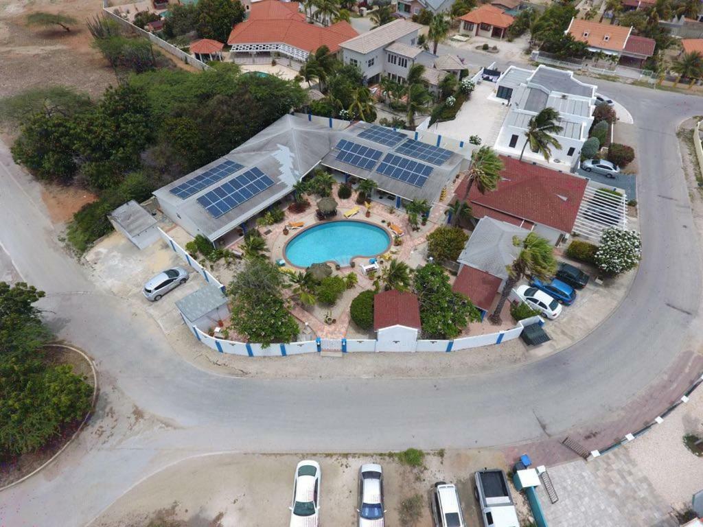 Hacienda Wayaca Apartments Ораниестад Екстериор снимка
